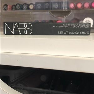 NARS Radiant creamy concealer